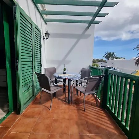 Casa Berry كوستا تاغيسي